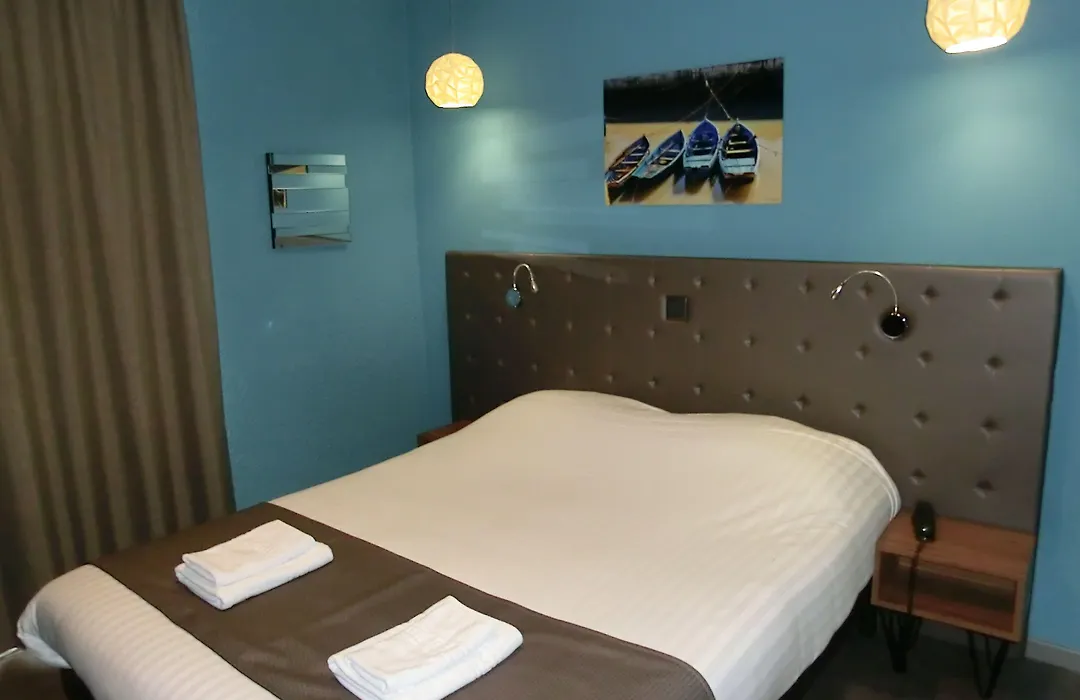 Hotel Sur Le Quai-1