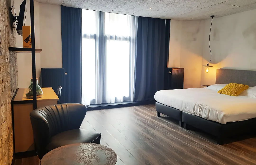 Upstairs Hotel-1