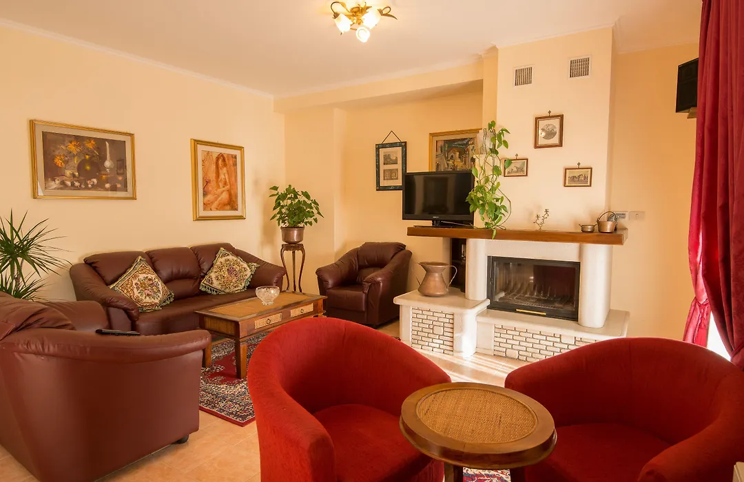 Albergo Della Corte-1