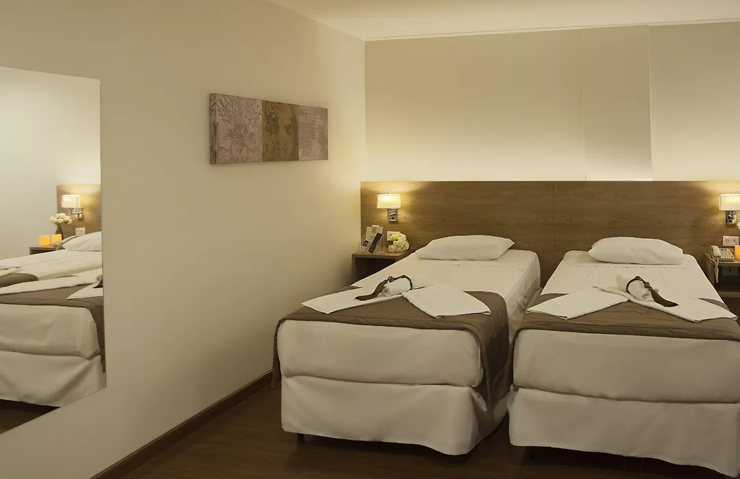 Tryp By Wyndham Varginha Cafe Royal-1