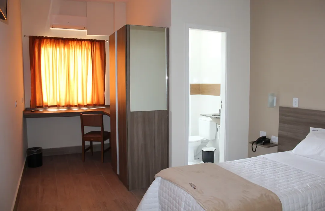 Hotel Infinity-1
