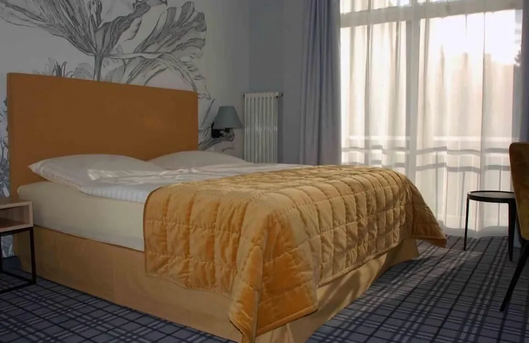 Hotel Ambiente-1