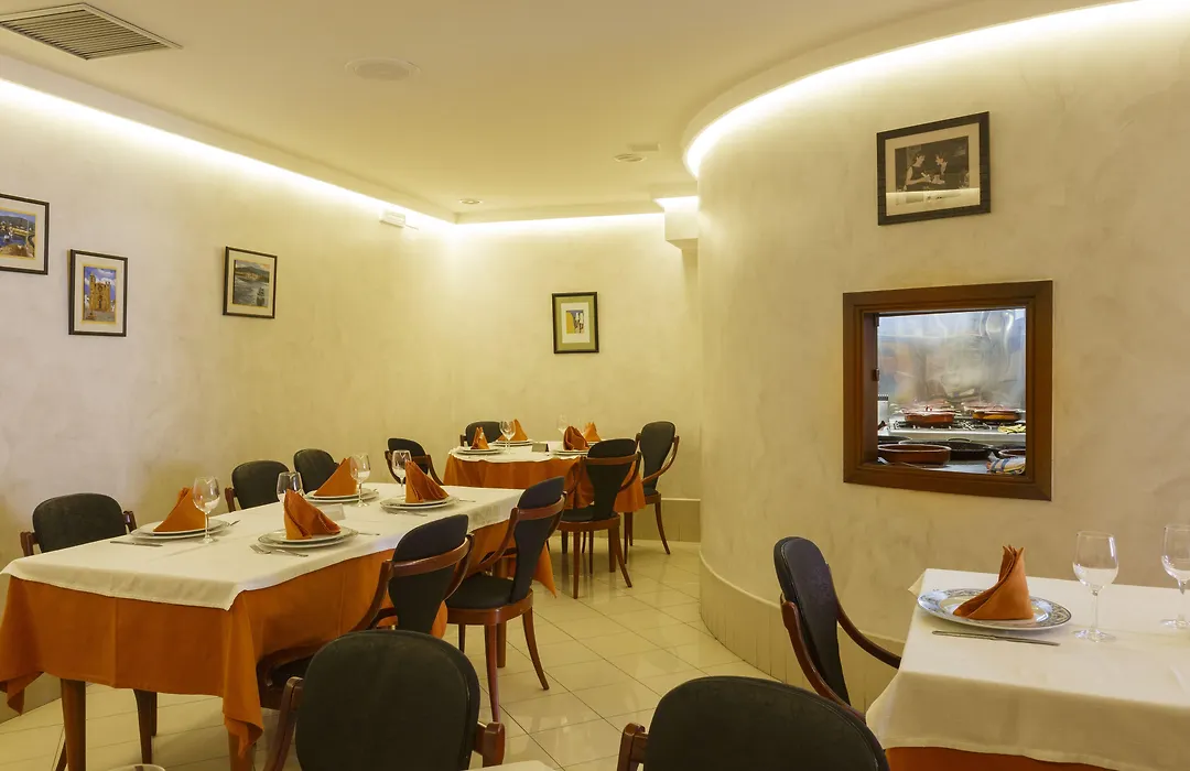Hotel Restaurante Elisardo-1