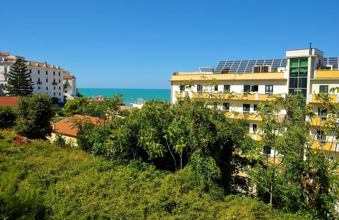 Hotel Borgo Marina-1