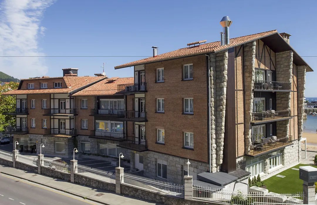 Hotel Silken Palacio Uribarren-1