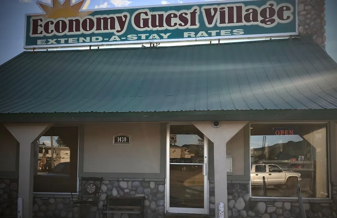 Economy Guest Village-1