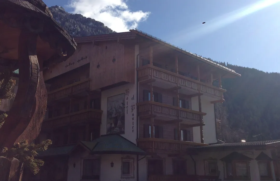 Hotel El Paster-1