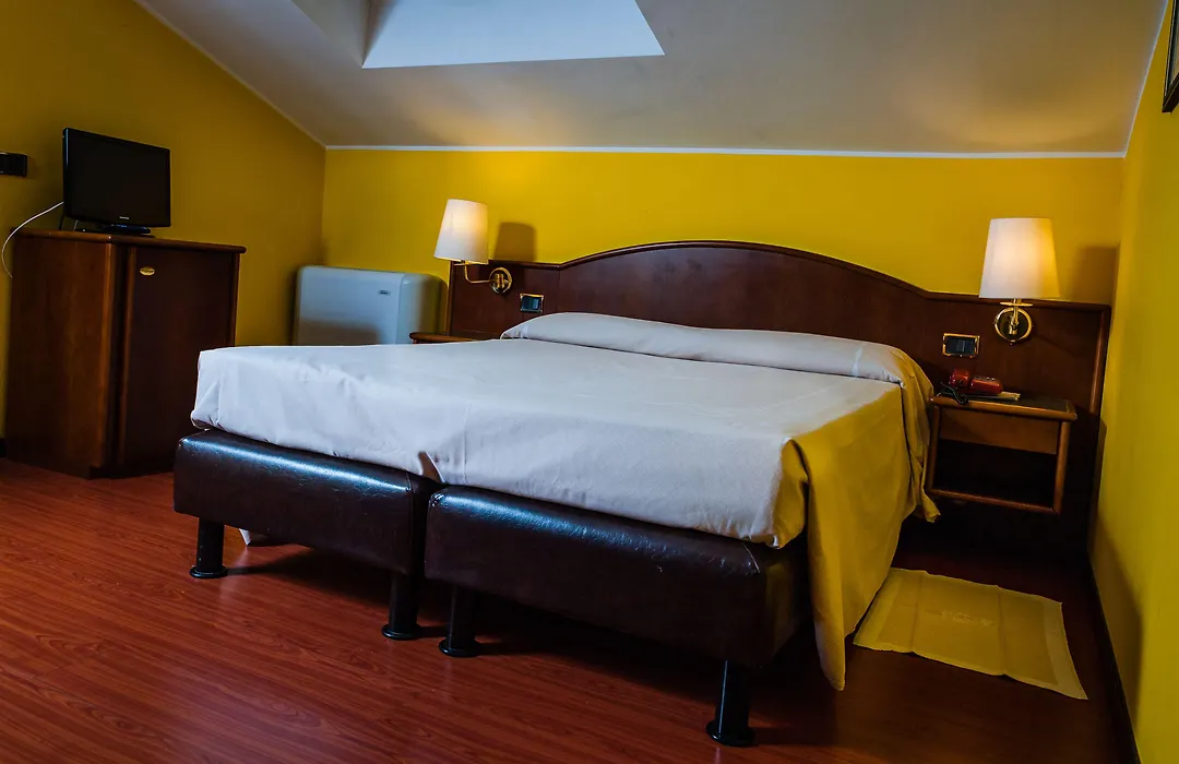 Hotel Daunia-1
