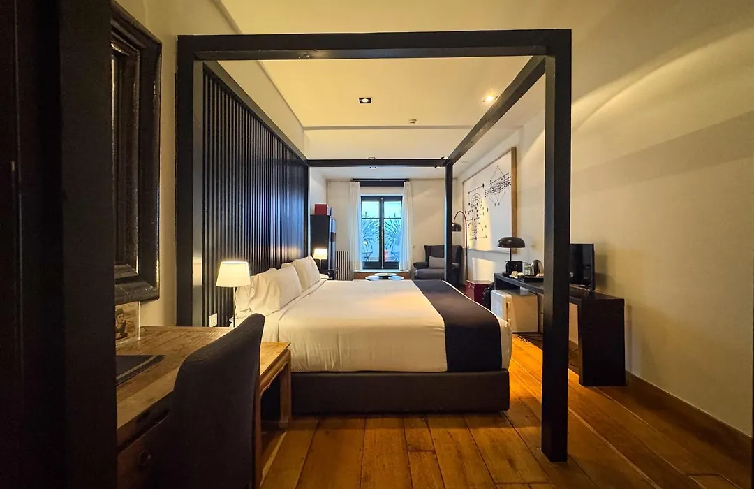 Hotel Market-1