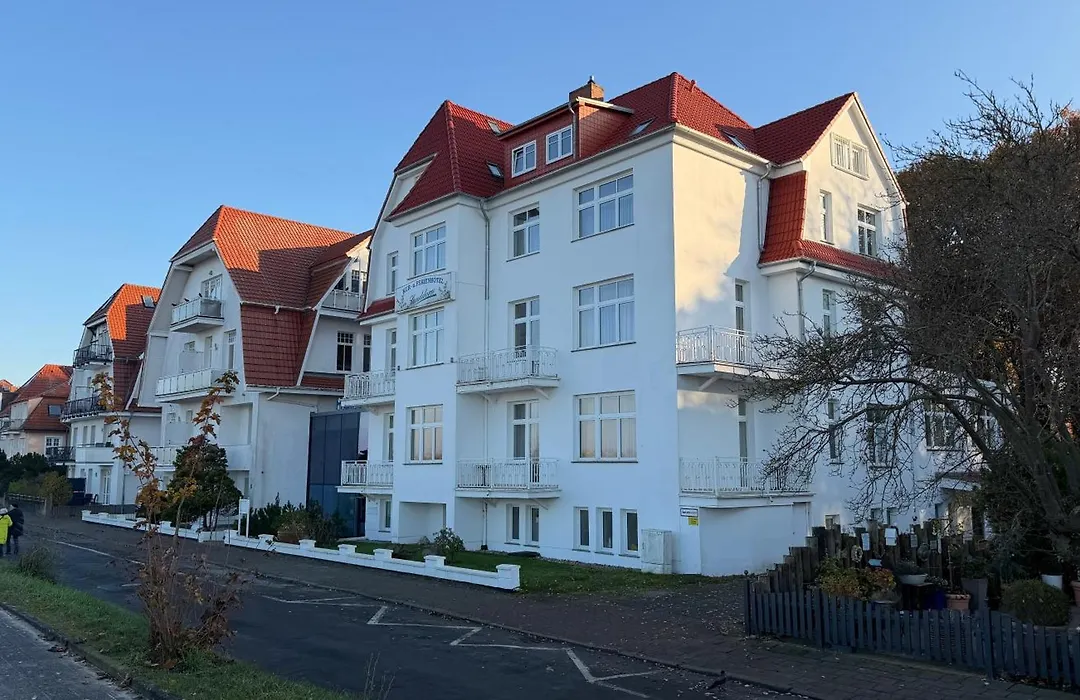 Sanddorn, Kur- und Ferienhotel, Direkte Strandlage, Meerblick, Fahrstuhl, Parkplatz-1