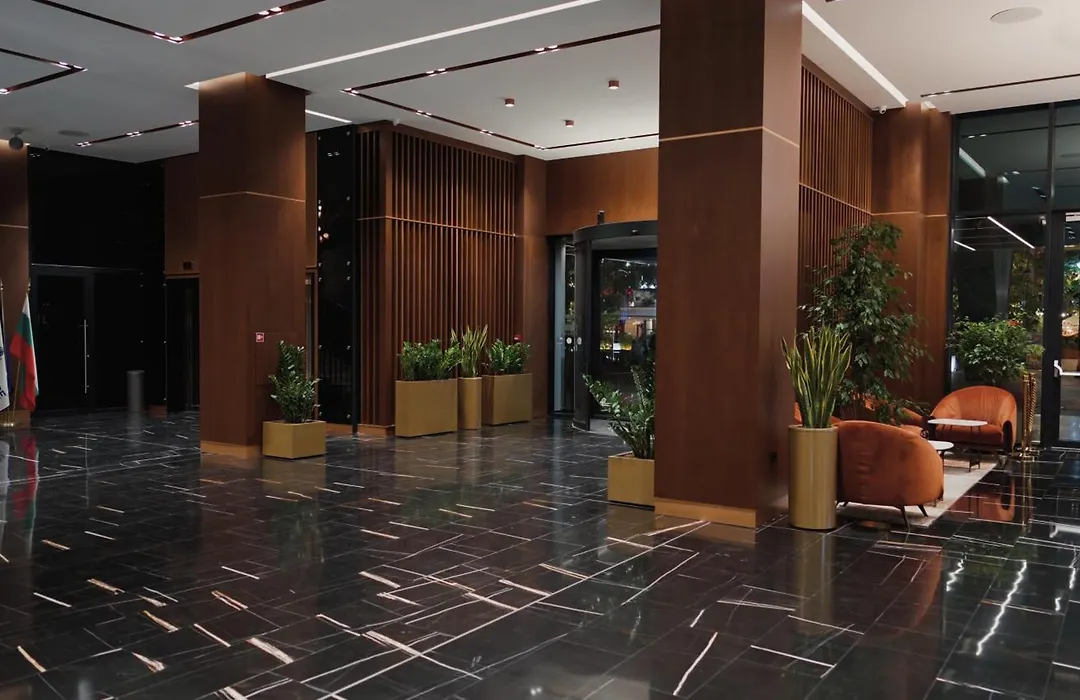 Hotel Cherno More-1