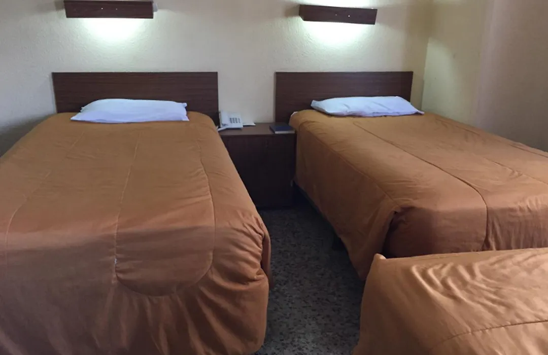 Hotel Sevilla-1