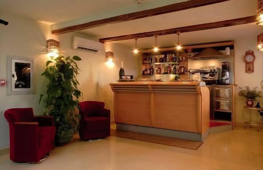 Hotel Eden-1