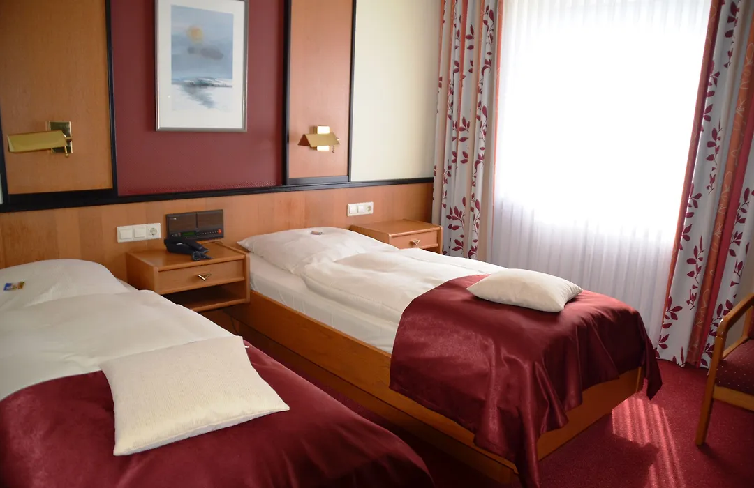 Hotel Exquisit-1