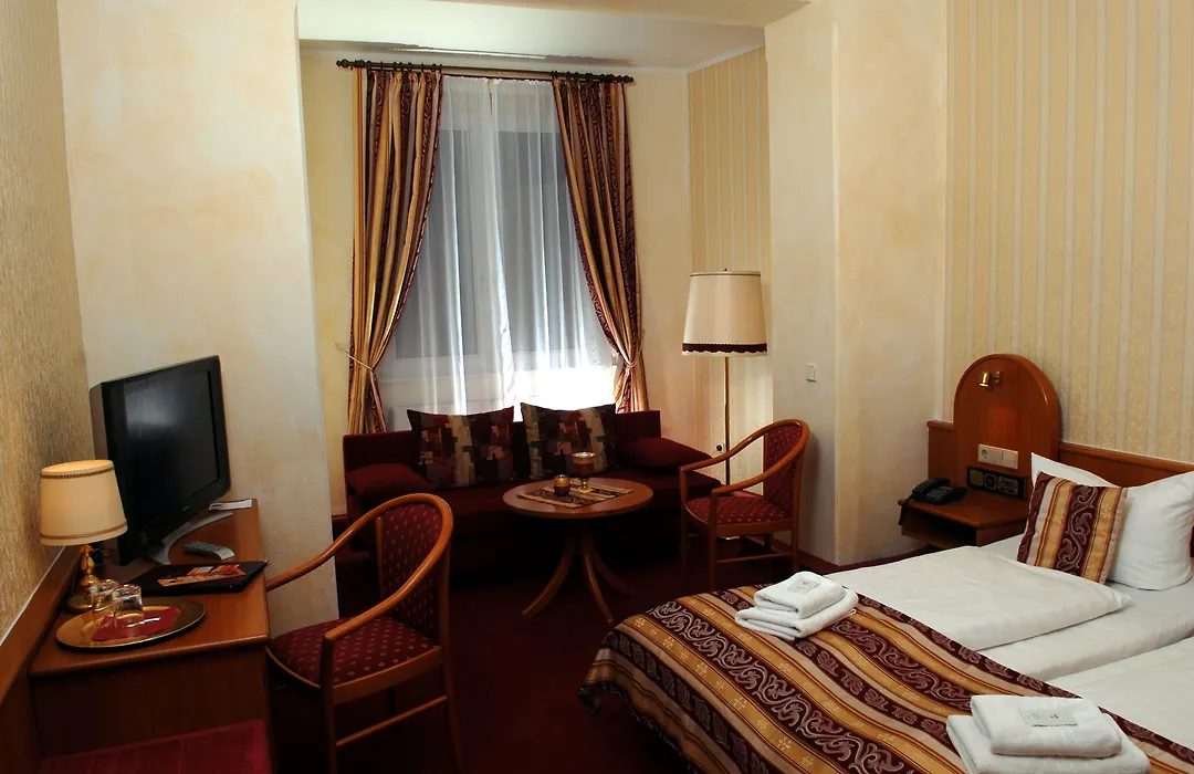 Hotel Schwarzer Bär-1