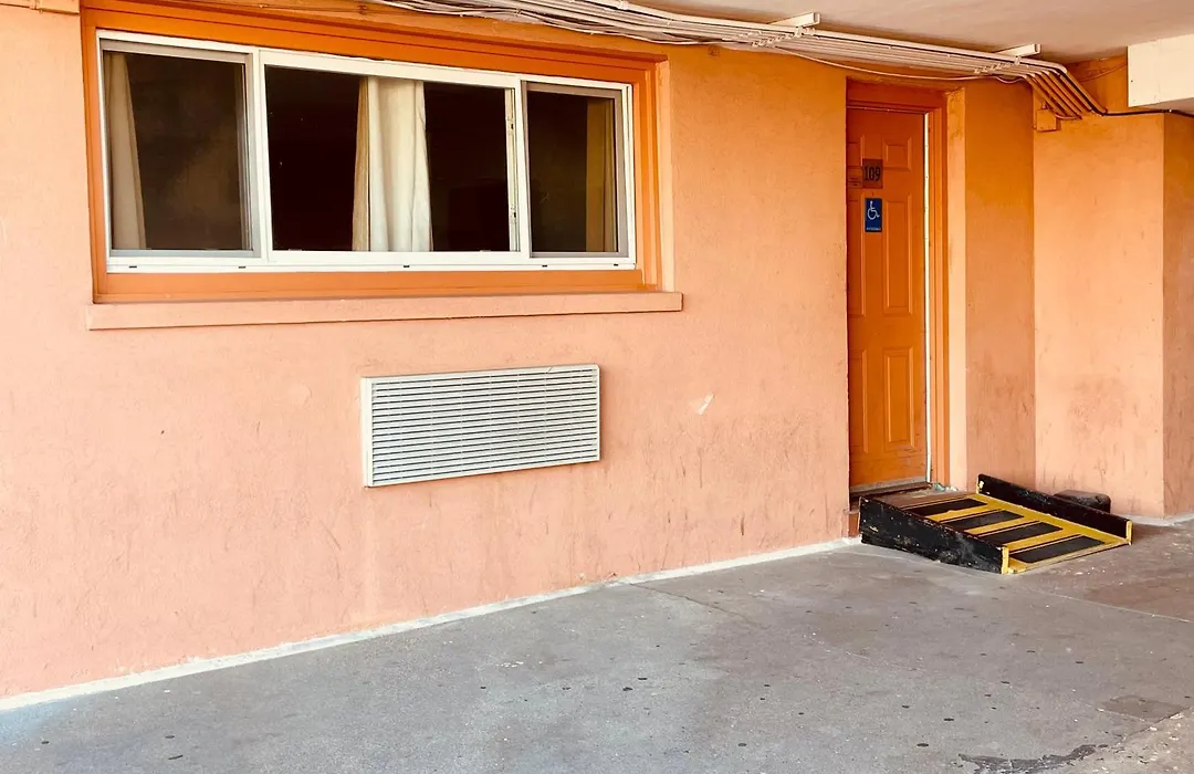 Skylark Motel-1