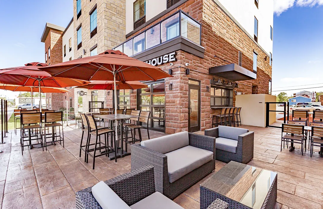 Cobblestone Hotel & Suites-1