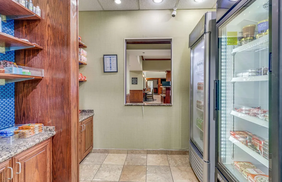 Hampton Inn & Suites Gainesville-1