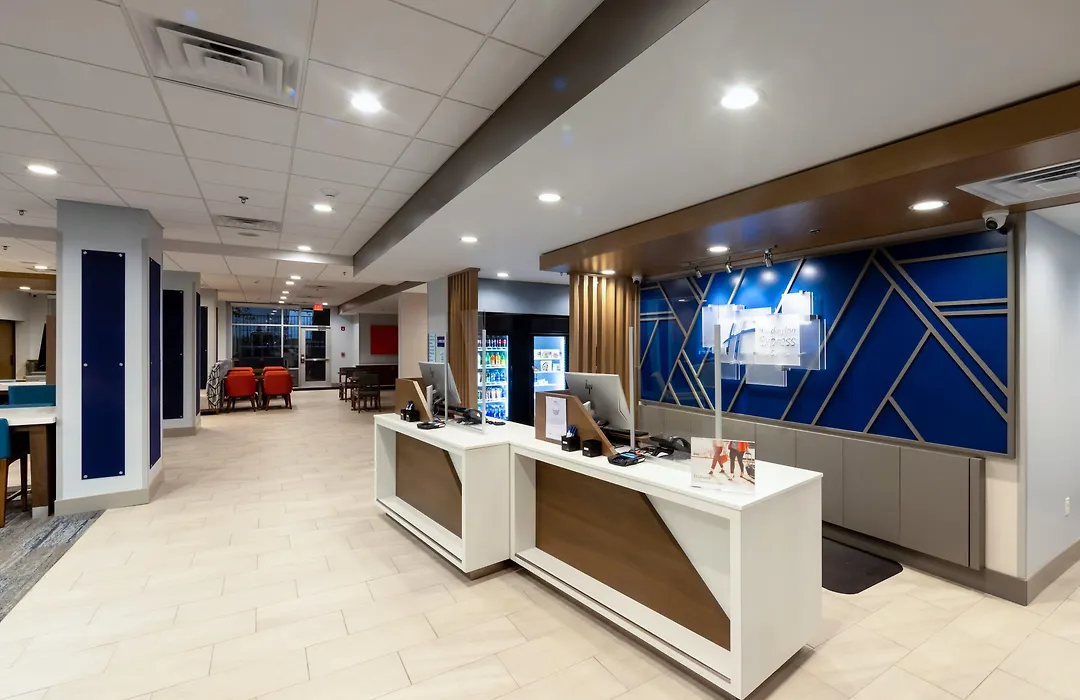 Holiday Inn Express & Suites - Harrisonburg University Area By Ihg-1