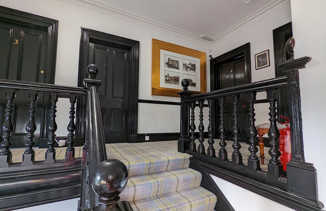 Cambeth Lodge Guesthouse-1
