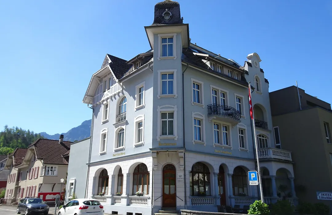 Hotel Lötschberg-1