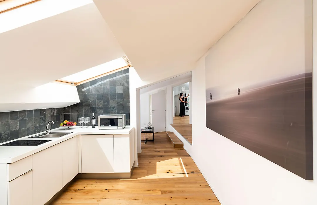 Re Dionisio Luxury Suites-1