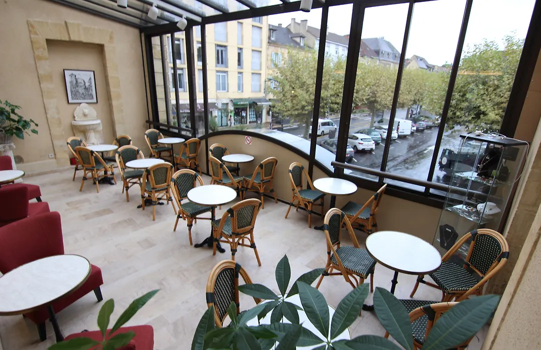 Hôtel Montaigne-1