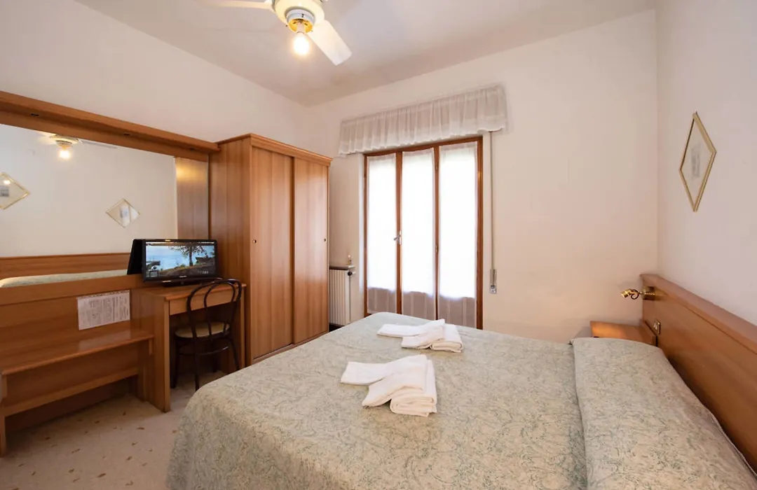 Hotel Tirreno-1
