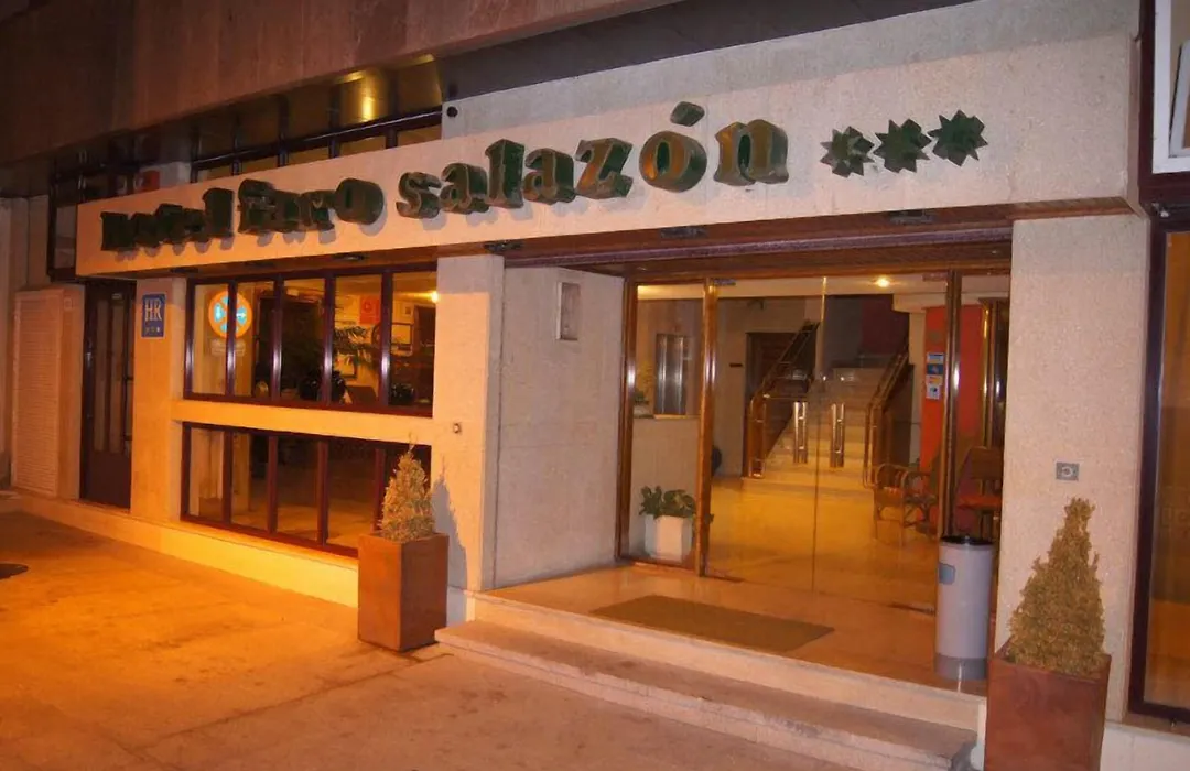 Hotel Faro Salazón-1