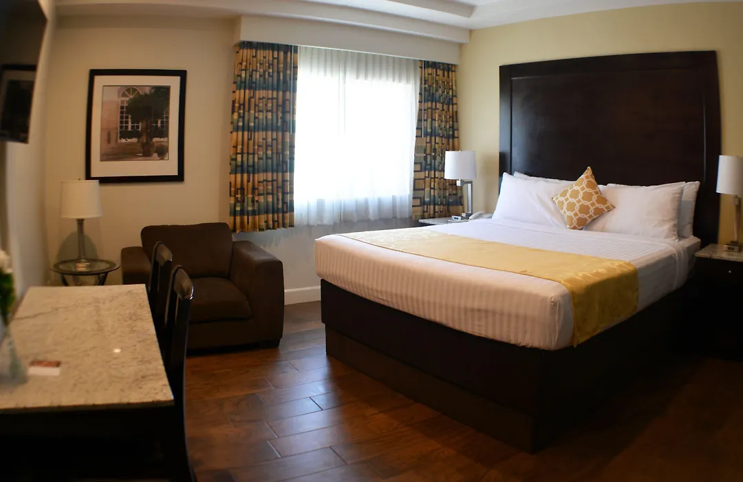 Hotel America-1