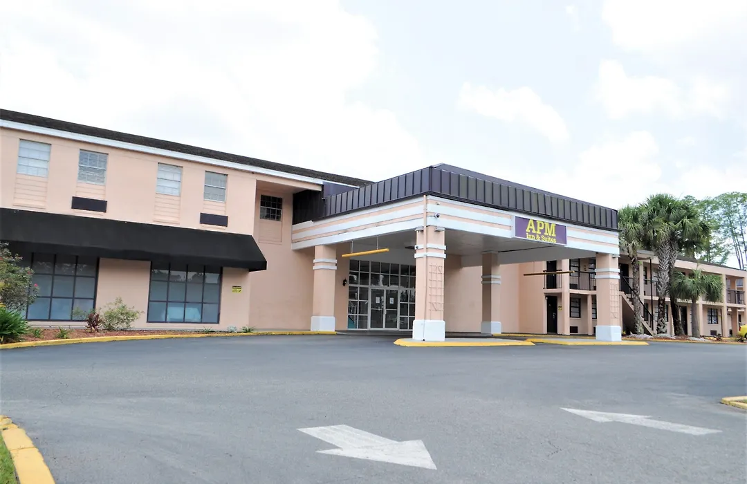 Apm Inn & Suites - Jacksonville-1
