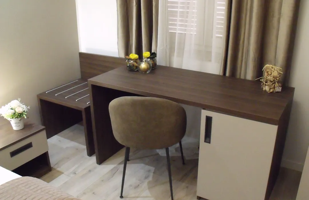 Hotel Plaza Ungheria-1