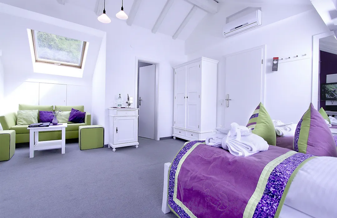 Lupinenhotel Bodensee-1
