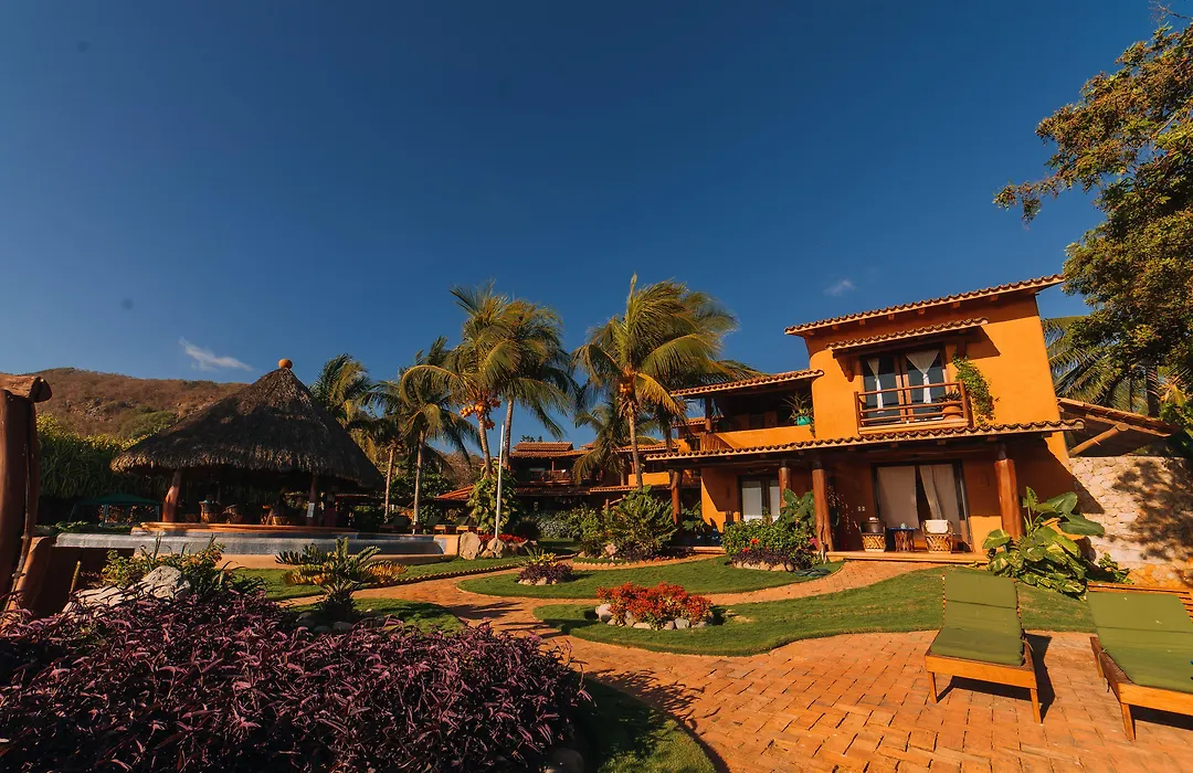 Tres Mujeres Hotel-1
