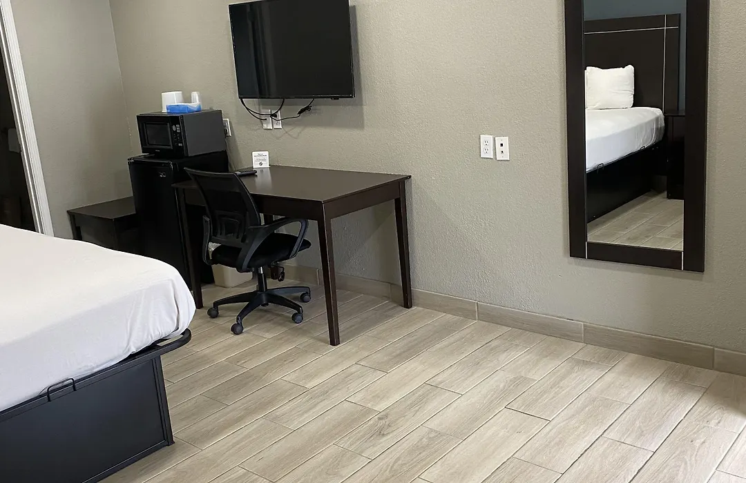 Falcon Executive Inn-1