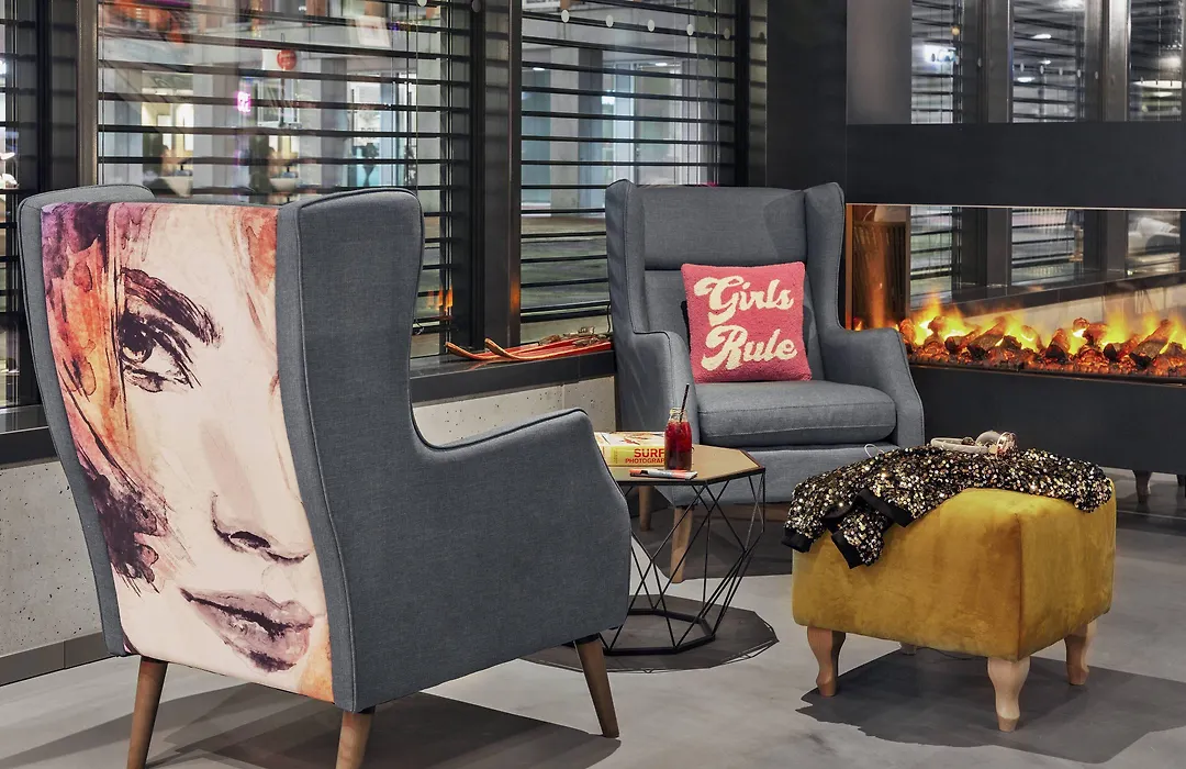 Moxy Lausanne City-1