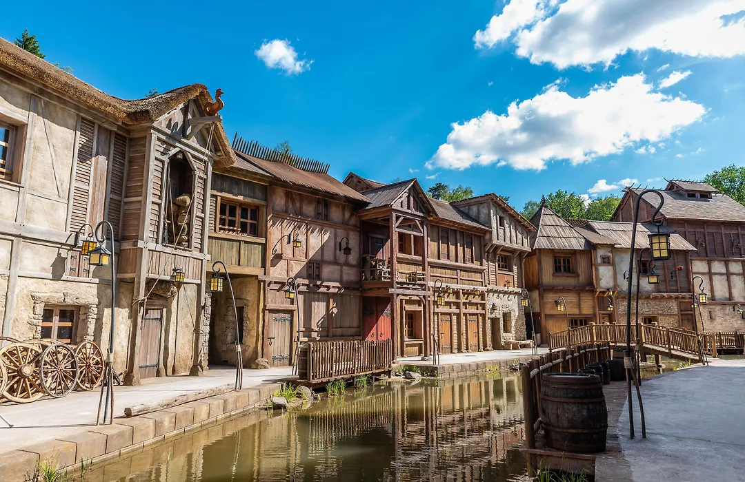 Les Quais De Lutece-1