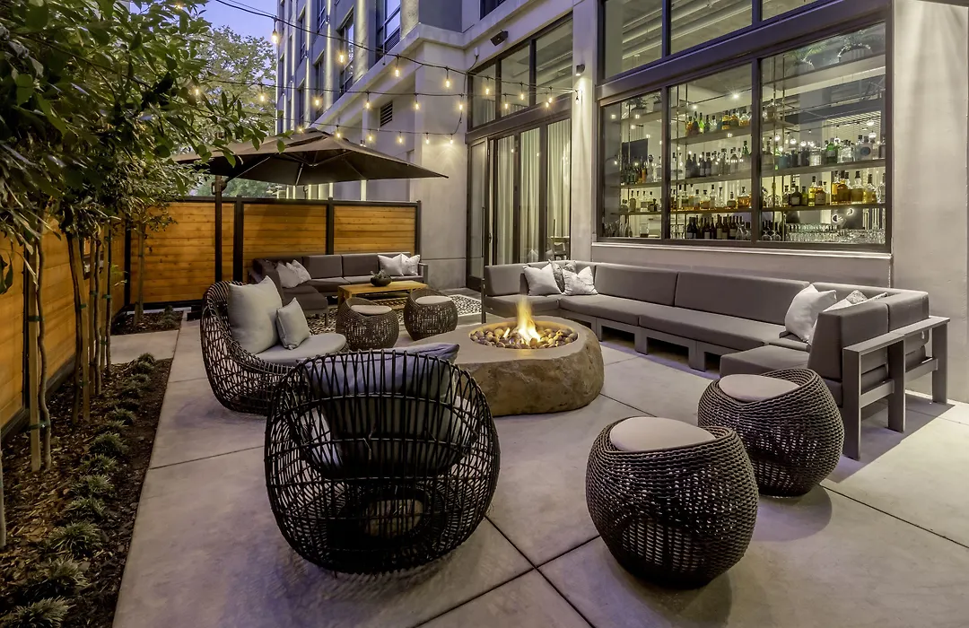 Tapestry By Hilton The Fort Sutter Hotel Sacramento, Ca-1
