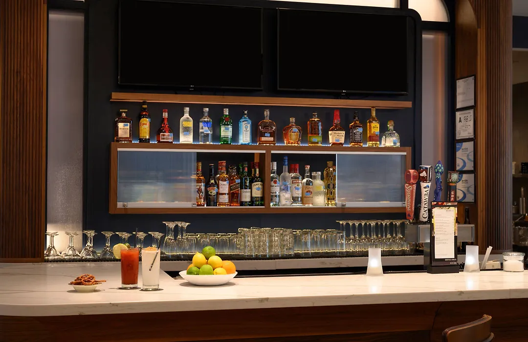 Courtyard By Marriott Charlotte Waverly-1