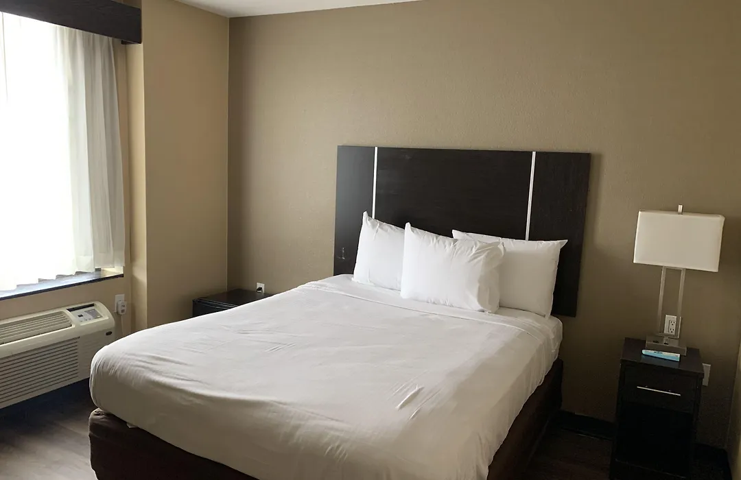 Pitkin Hotel-1