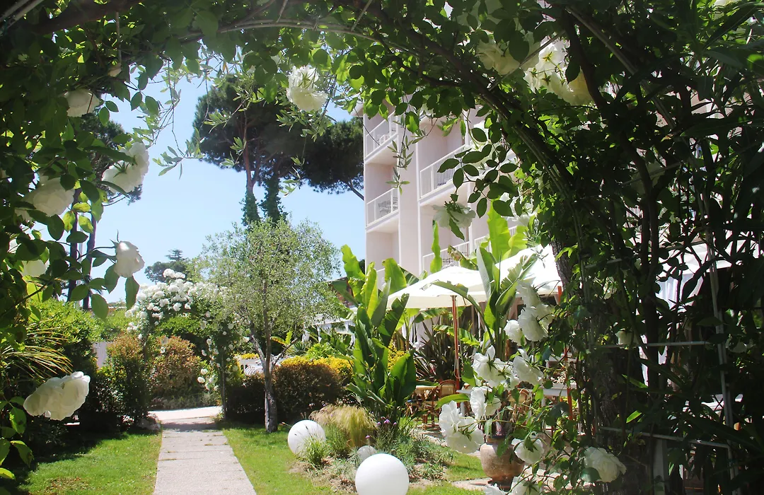 Hotel Bijou-1