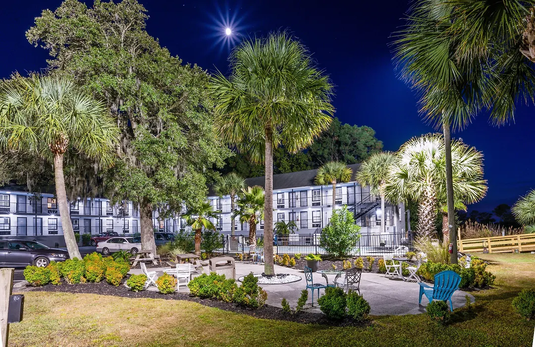 Charleston Creekside Inn-1