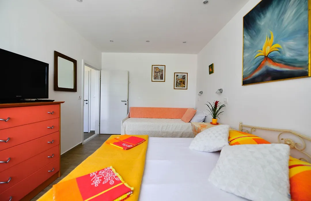 Apartments Bulovic In The Very Center Of Split-1