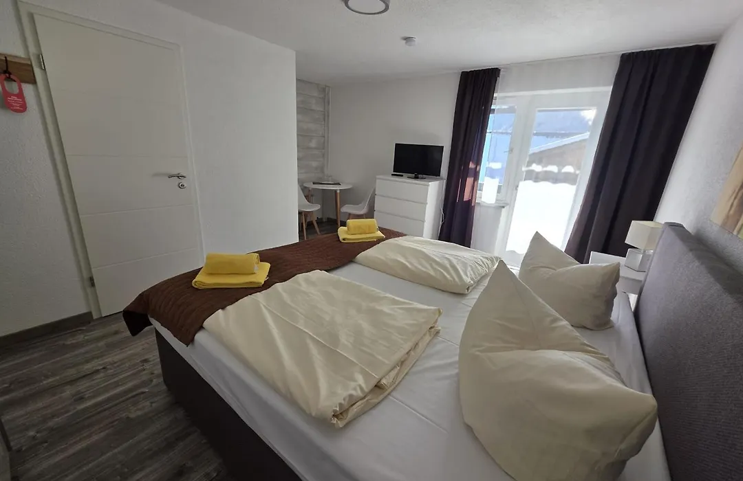 Landhotel Röfleuten-1