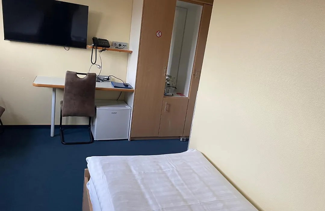 Hotel Kieler Förde-1