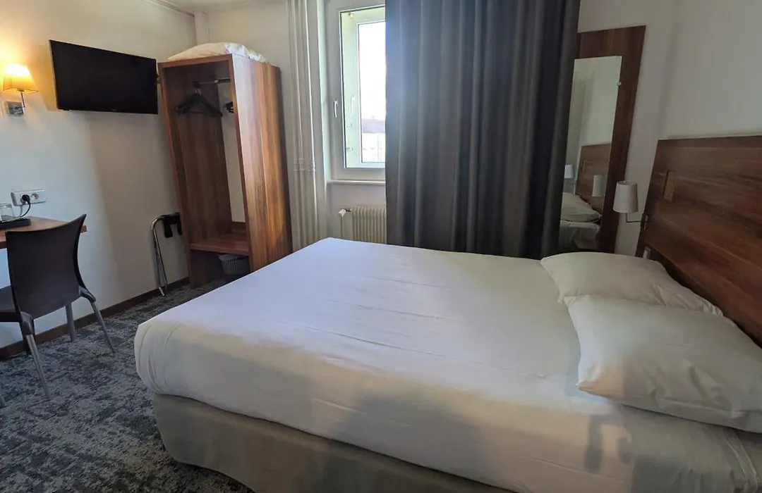 The Originals City, Hotel Colmar Gare-1