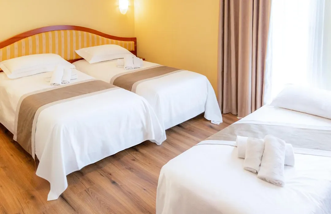 Hotel San Clemente-1