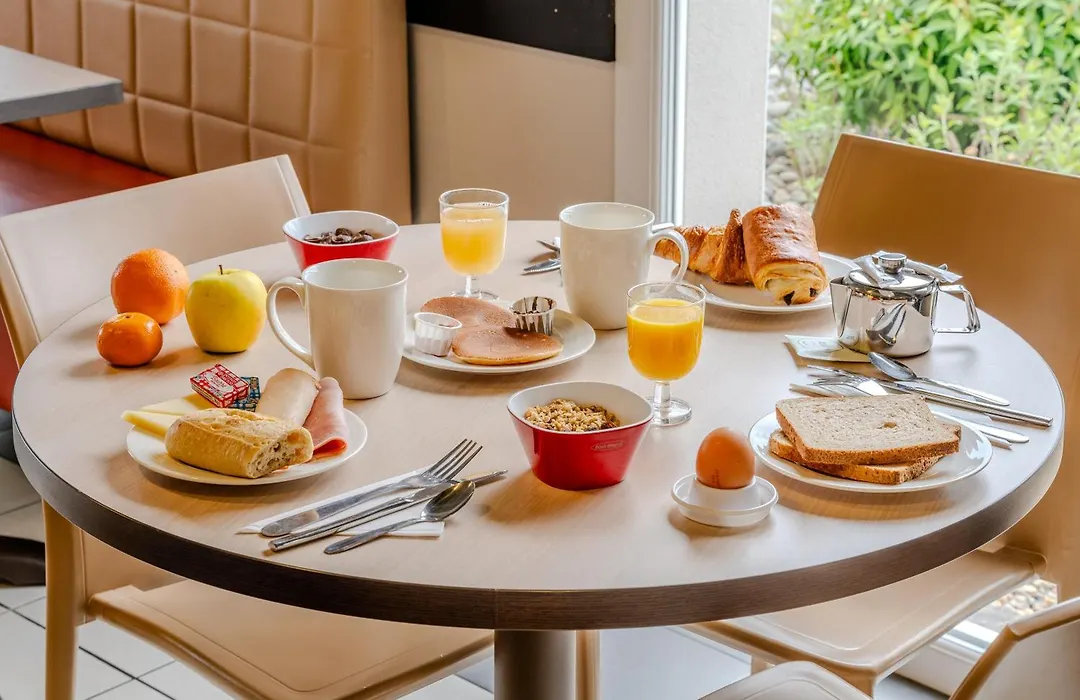 Ace Hotel Issoire-1