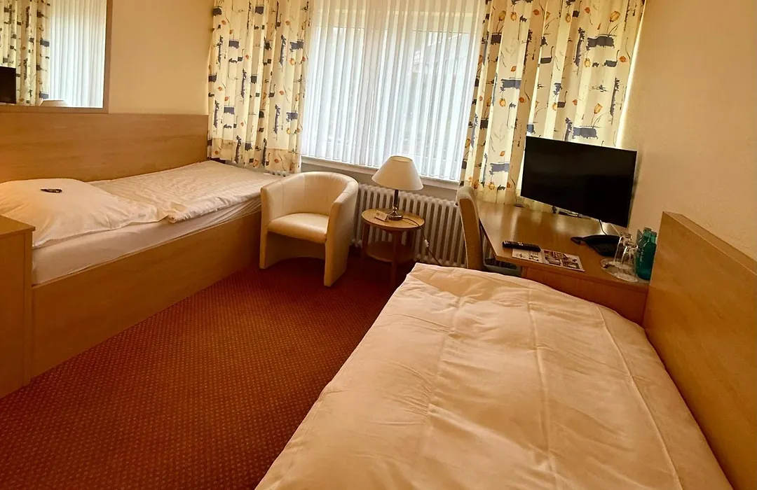 Hotel Restaurant Lüdenbach-1