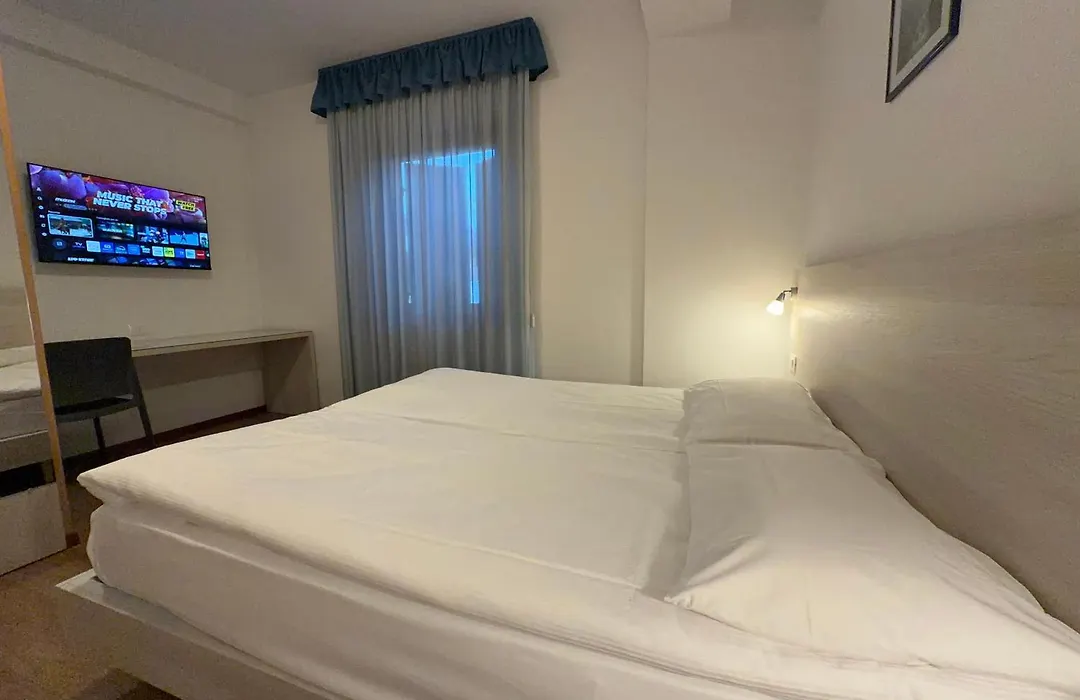 Hotel International-1